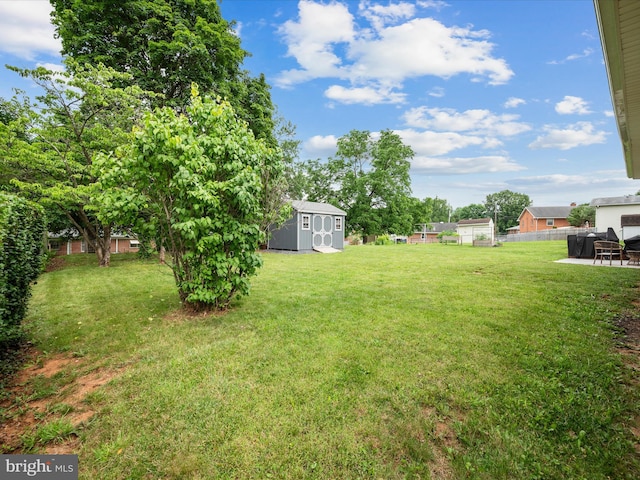117 Washington Ave, Front Royal, VA 22630 - view of yard with a storage unit