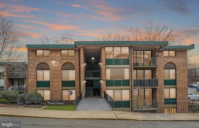 483 N Armistead St Unit T3, Alexandria, VA 22312 - view of building exterior