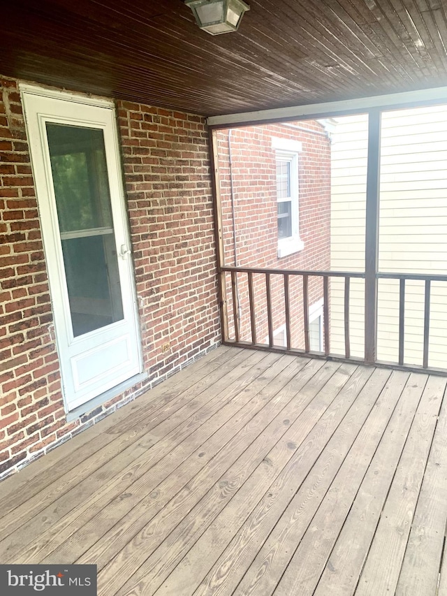 42 E 5th St, New Castle, DE 19720 - view of wooden deck