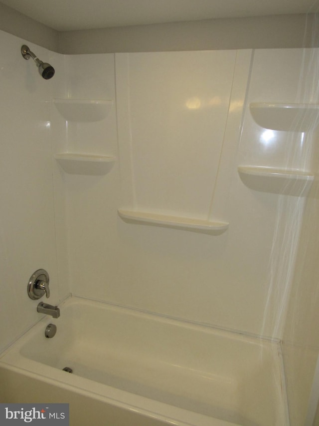 3528 14th St N, Arlington, VA 22201 - bathroom featuring shower / washtub combination