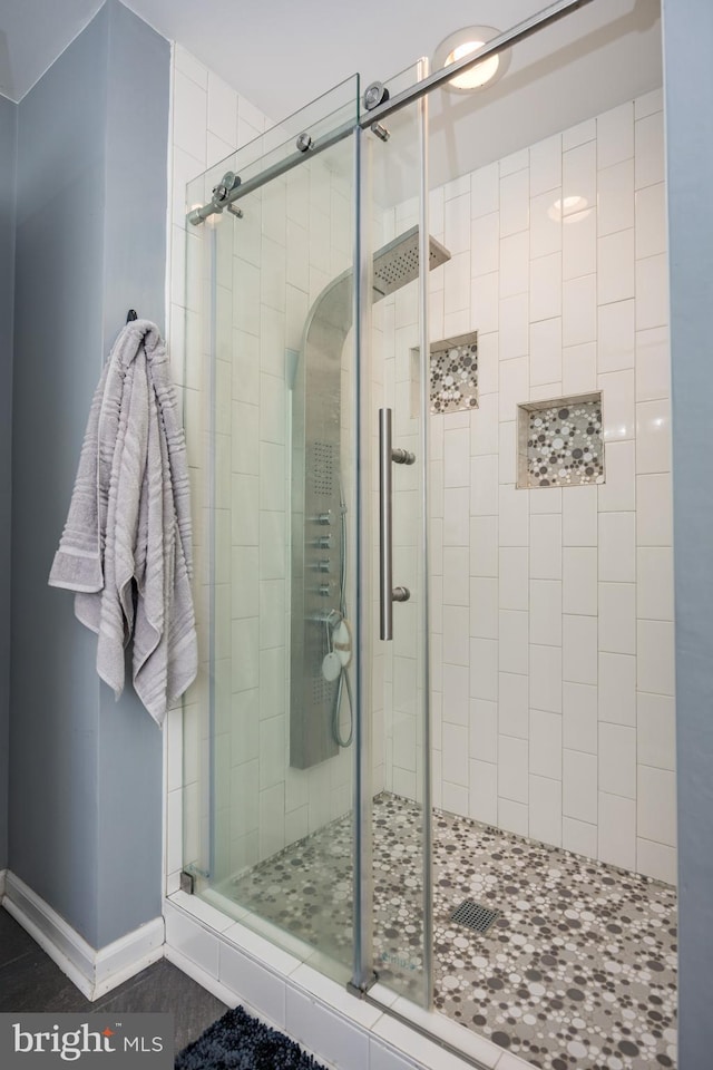 8 Bordeaux Blvd, Newark, DE 19702 - bathroom with a stall shower