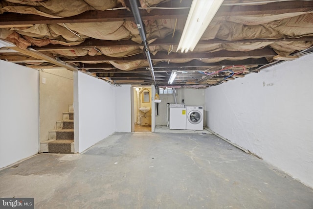 722 Mason Ave, Drexel Hill, PA 19026 - unfinished below grade area featuring independent washer and dryer and stairway