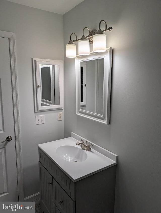 312 Mitten Ln, Mount Laurel, NJ 08054 - bathroom with vanity