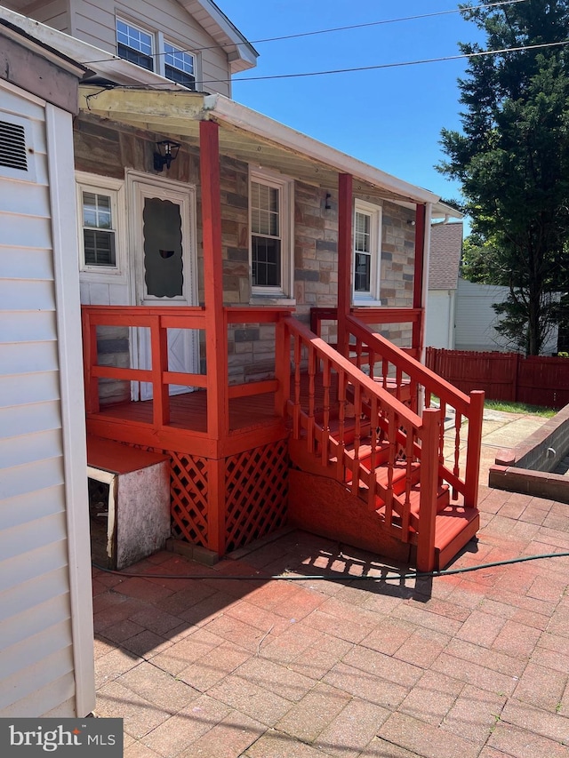 818 Warwick Rd, Baltimore, MD 21229 - entrance to property with stone siding