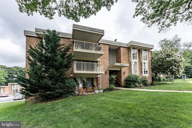 2624 Wagon Dr Unit 307, Alexandria, VA 22303 - view of building exterior