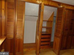 612 S Thomas St, Bedford, PA 15522 - view of closet
