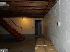 612 S Thomas St, Bedford, PA 15522 - below grade area with concrete block wall