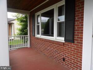 612 S Thomas St, Bedford, PA 15522 - view of porch