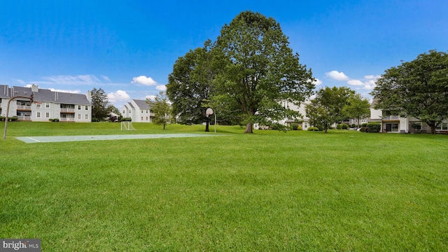 1703 Hopkins Ct, Southampton, PA 18966 - view of grassy yard with a residential view