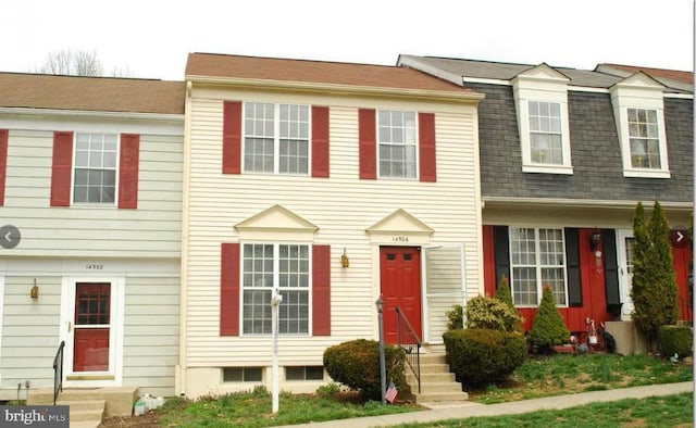 14906 Lady Madonna Ct, Centreville, VA 20120 - multi unit property featuring entry steps and a shingled roof