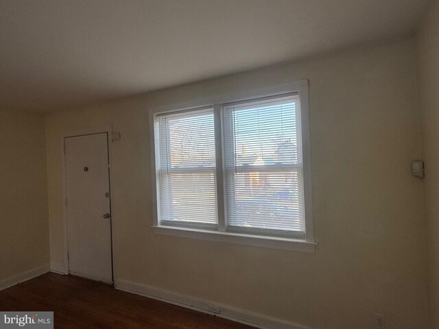 331 Garden Ave, Camden, NJ 08105 - foyer entrance featuring plenty of natural light, baseboards, and dark wood-style flooring