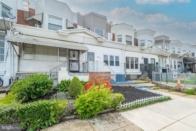 267 S 63rd St, Philadelphia, PA 19139 - back of property featuring a residential view
