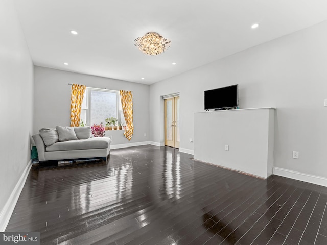285 N Lansdowne Ave, Lansdowne, PA 19050 - living room featuring wood finished floors, baseboards, and recessed lighting