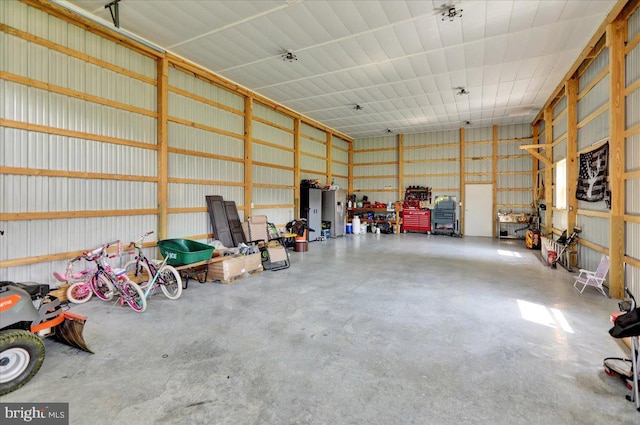 35 Krall Rd, Myerstown, PA 17067 - garage with metal wall