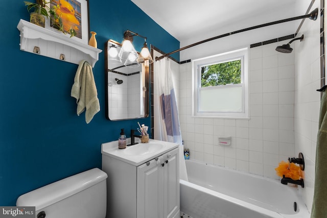 6807 Radcliffe Dr, Alexandria, VA 22307 - bathroom featuring vanity, shower / tub combo with curtain, and toilet
