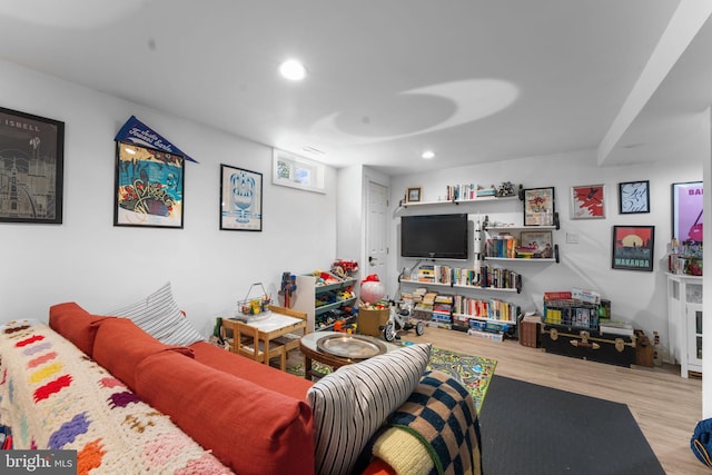 6807 Radcliffe Dr, Alexandria, VA 22307 - living area featuring wood finished floors and recessed lighting