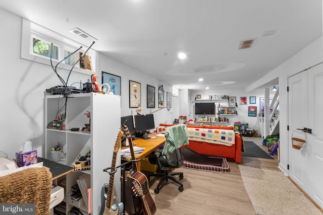 6807 Radcliffe Dr, Alexandria, VA 22307 - office area with wood finished floors and recessed lighting