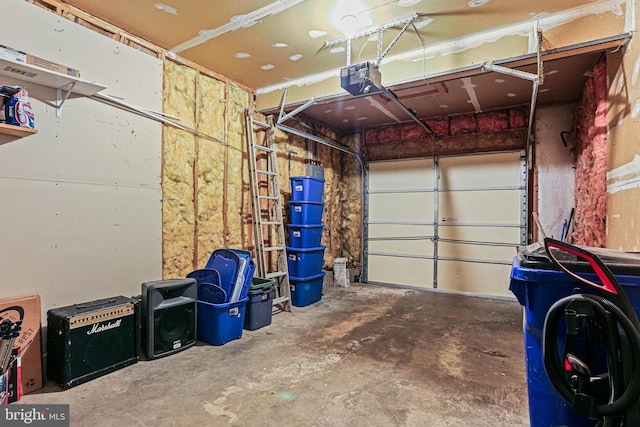 6786 Singletree Ct, Frederick, MD 21703 - garage with a garage door opener