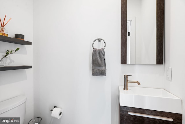 2206 E Fletcher St, Philadelphia, PA 19125 - half bath featuring toilet and vanity