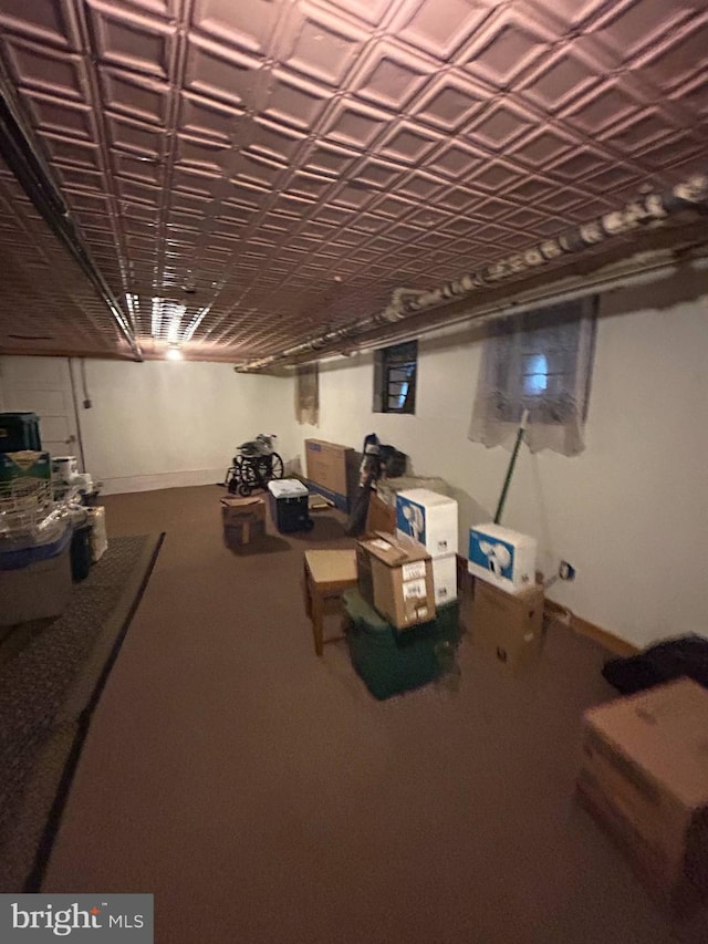 1621 N 33rd St, Philadelphia, PA 19121 - finished basement with an ornate ceiling and baseboards