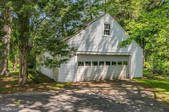 100 Carson Rd, Princeton, NJ 08540 - view of detached garage