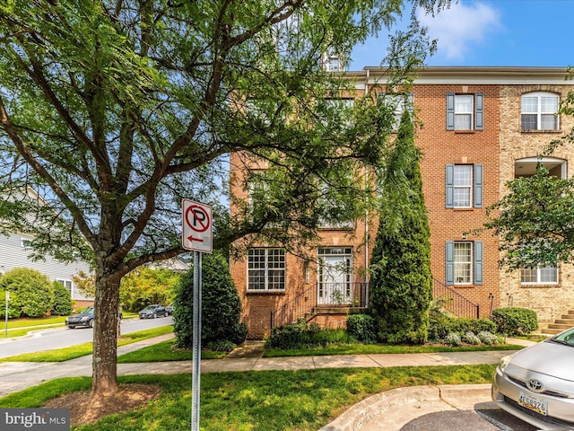 739 Hidden Marsh St, Gaithersburg, MD 20877 - townhome / multi-family property with brick siding