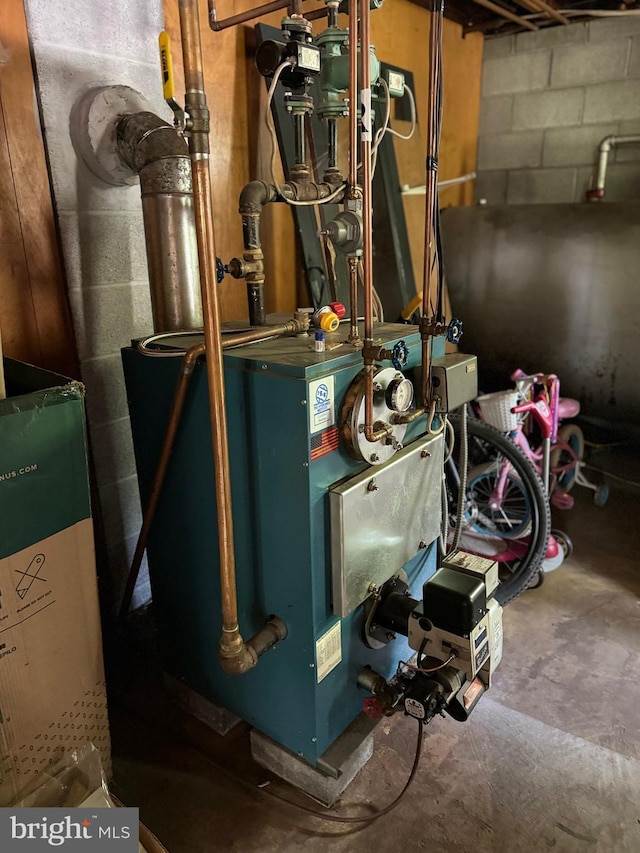 701 25th St, Huntingdon, PA 16652 - utilities featuring heating fuel