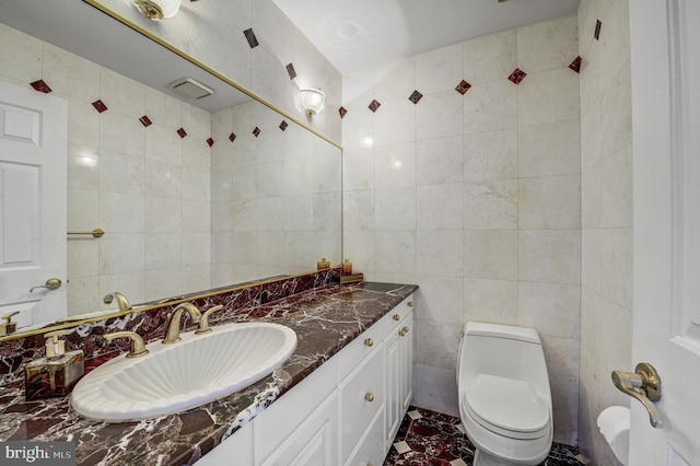 3 Monroe Ct, Plainsboro, NJ 08536 - bathroom with tile walls, vanity, and toilet