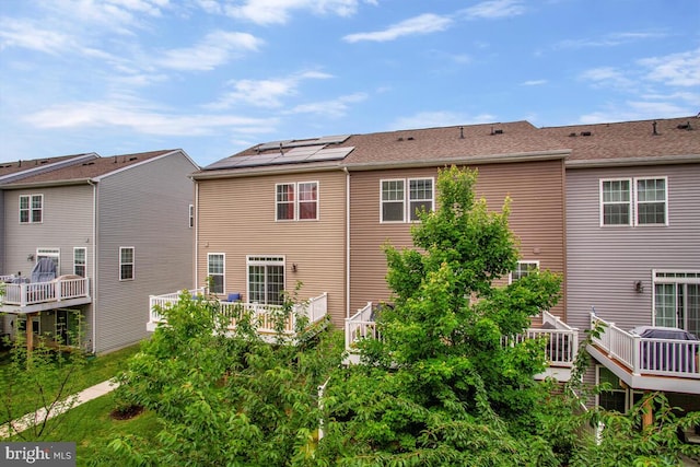 6911 Stansbury Ln, Landover, MD 20785 - view of side of property with roof mounted solar panels