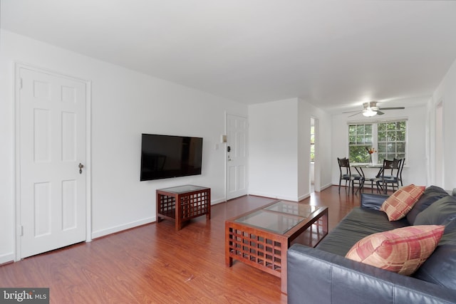 211 E Glebe Rd Unit C, Alexandria, VA 22305 - living room with ceiling fan, wood finished floors, and baseboards