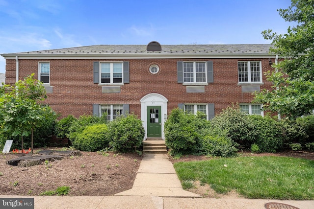 211 E Glebe Rd Unit C, Alexandria, VA 22305 - view of front facade with brick siding