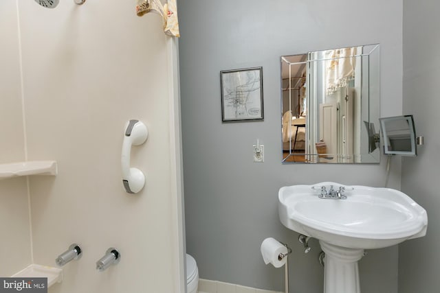 417 E Washington St, Charles Town, WV 25414 - bathroom featuring toilet