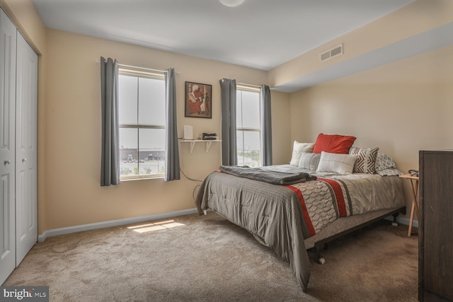 4613 Dillon St, Baltimore, MD 21224 - bedroom with carpet and a closet