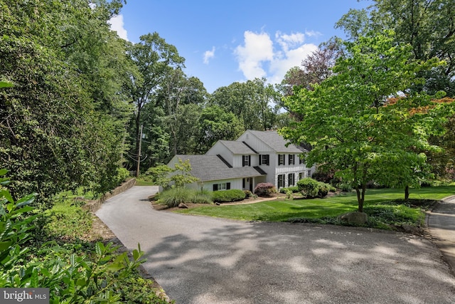 661 Timber Ln, Devon, PA 19333 - view of front of home featuring a front yard and driveway