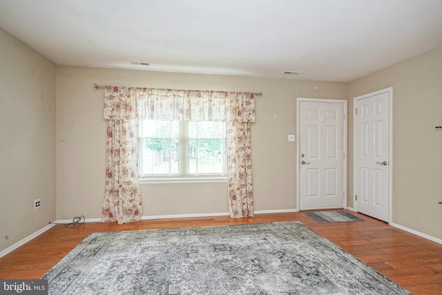 1035 S Beecham Rd, Williamstown, NJ 08094 - entrance foyer with wood finished floors and baseboards
