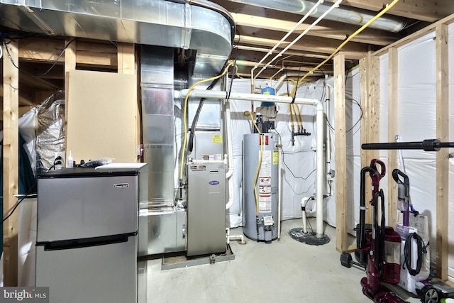 53 Skyview Cir, Hanover, PA 17331 - utility room with gas water heater