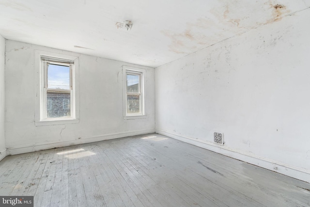 916 S 8th St, Camden, NJ 08102 - empty room featuring hardwood / wood-style floors
