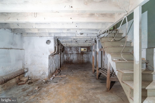 916 S 8th St, Camden, NJ 08102 - unfinished below grade area featuring stairs