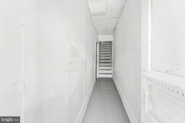 916 S 8th St, Camden, NJ 08102 - corridor with baseboards