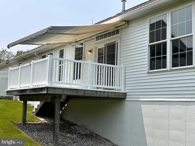 916 E Fox Hound Chase Chase, Glen Mills, PA 19342 - back of property featuring a wooden deck