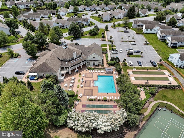 916 E Fox Hound Chase Chase, Glen Mills, PA 19342 - aerial view of residential area with a pool