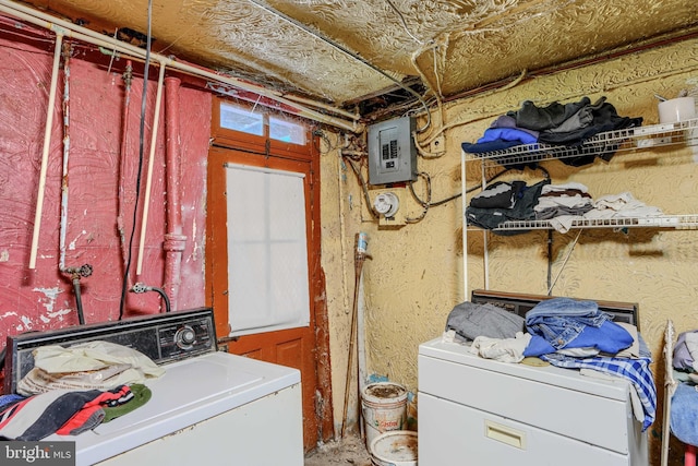 505 N Schroeder St, Baltimore, MD 21223 - laundry area with washer / dryer and electric panel