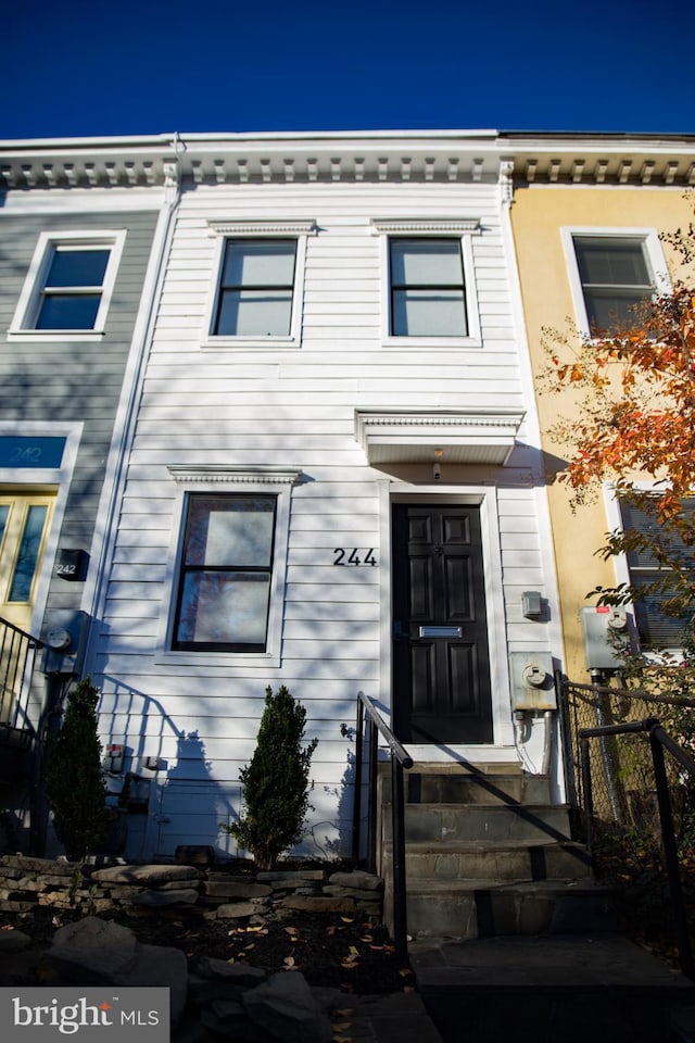 244 10th St NE, Washington, DC 20002 - view of property