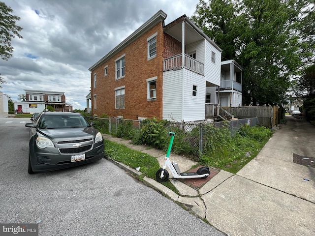 4728 York Rd, Baltimore, MD 21212 - view of side of property featuring brick siding