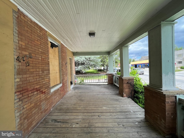 4728 York Rd, Baltimore, MD 21212 - view of porch
