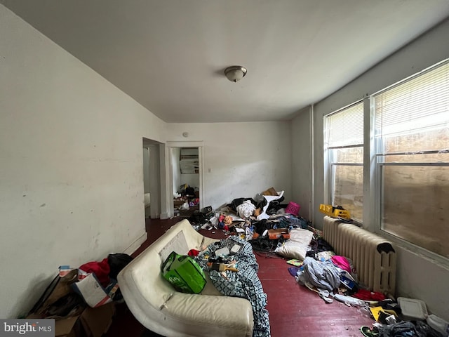 4728 York Rd, Baltimore, MD 21212 - bedroom featuring radiator