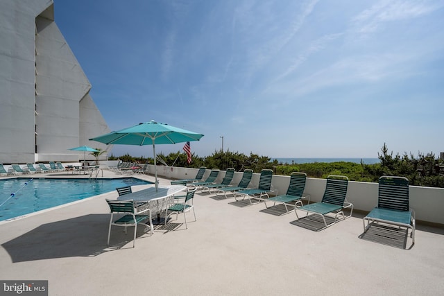 9500 Coastal Hwy Unit 1L, Ocean City, MD 21842 - community pool with a patio