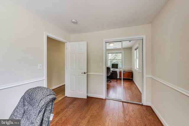 3603 John Ct, Annandale, VA 22003 - sitting room with wood finished floors, an office area, and baseboards