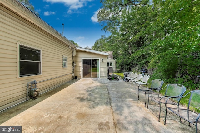 3603 John Ct, Annandale, VA 22003 - view of patio / terrace
