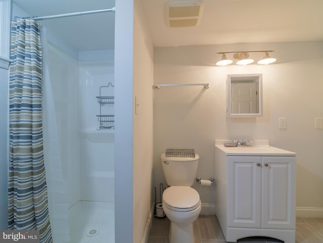 2509 Mason St, Silver Spring, MD 20902 - full bathroom with baseboards, curtained shower, vanity, and toilet